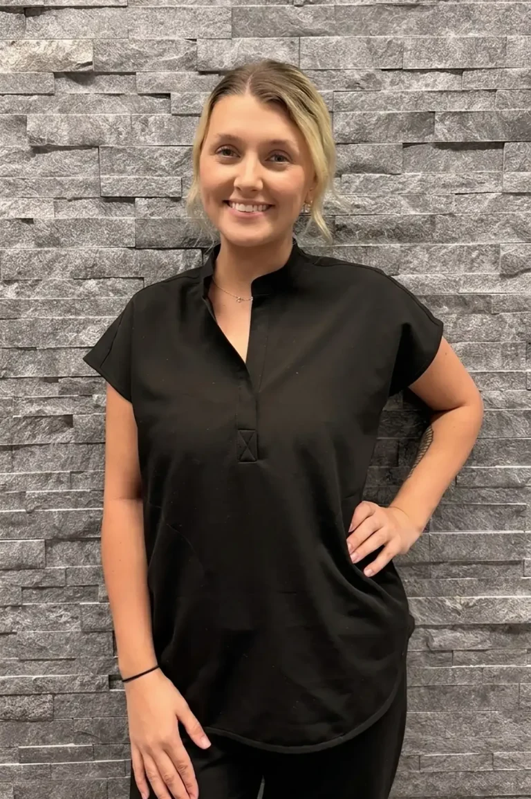 Maddie Registered Dental Assistant at Vitality Dental smiling in a professional portrait. She assists with dental procedures and supports patients throughout their visit.